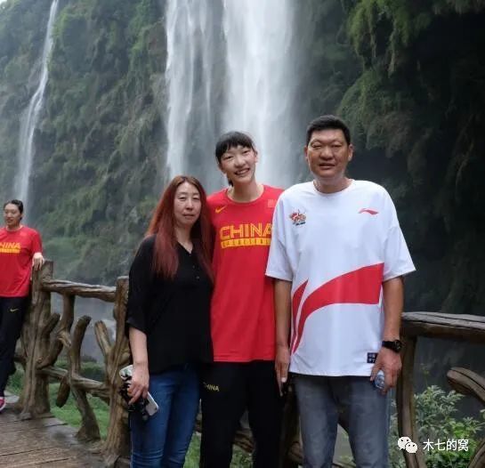 但是，原本海伦娜觉得叶辰不会再来北欧，现在既然叶辰说了可能会来，她心里已经十分满足。